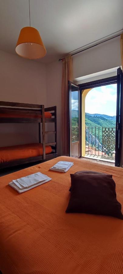 Al Cuore Del Borgo Castelmezzano Exterior foto