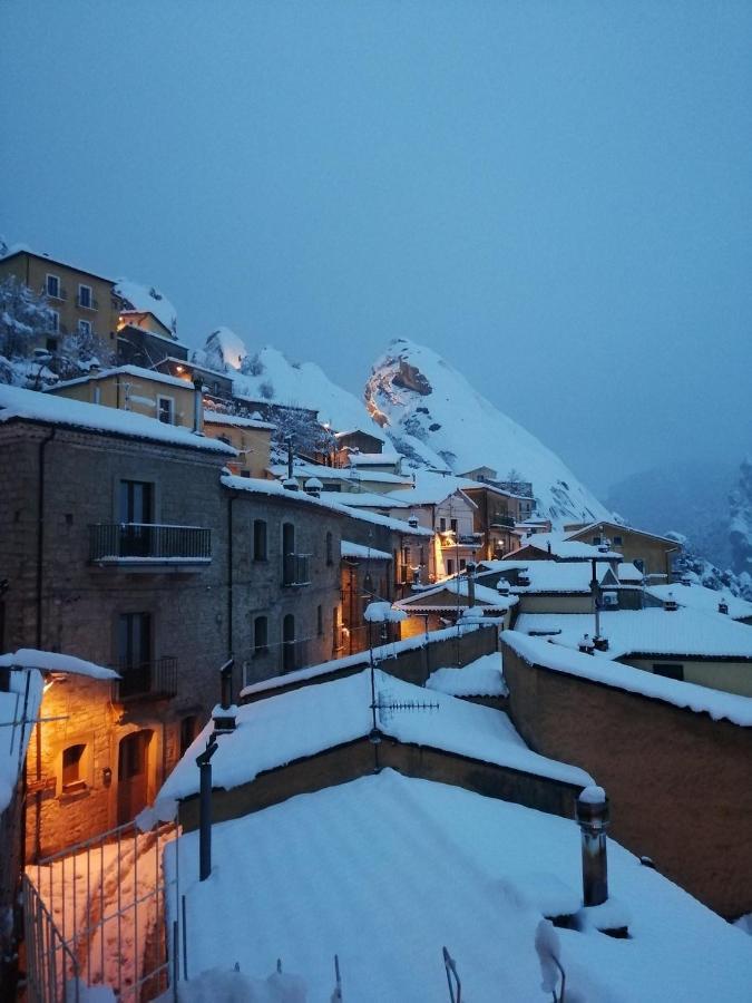 Al Cuore Del Borgo Castelmezzano Exterior foto
