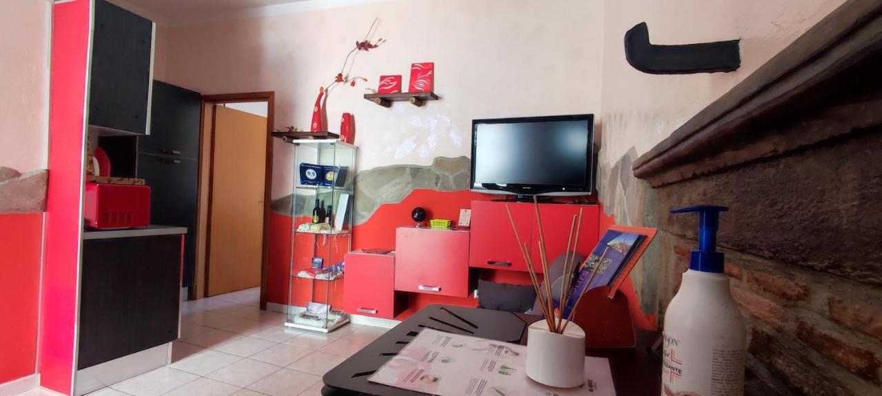 Al Cuore Del Borgo Castelmezzano Exterior foto